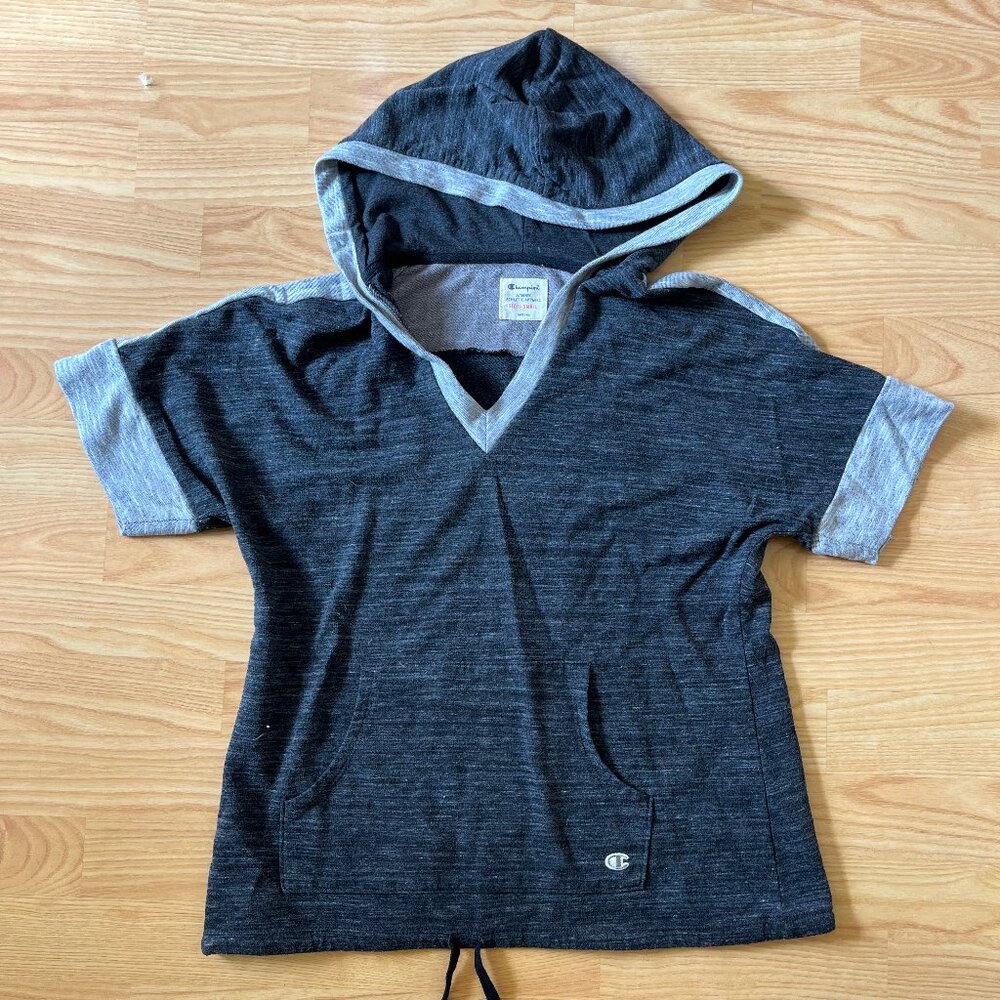 Champion Short Sleeve Hoodie Tee – Size Small